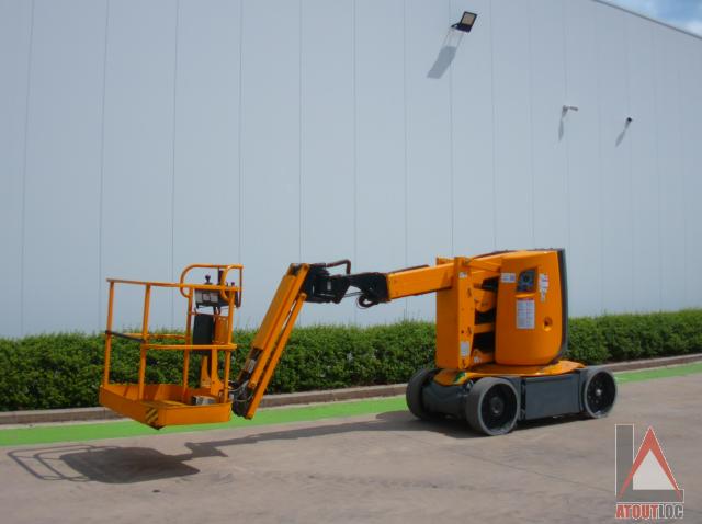 <div>nacelle occasion HAULOTTE HA12CJ+</div>