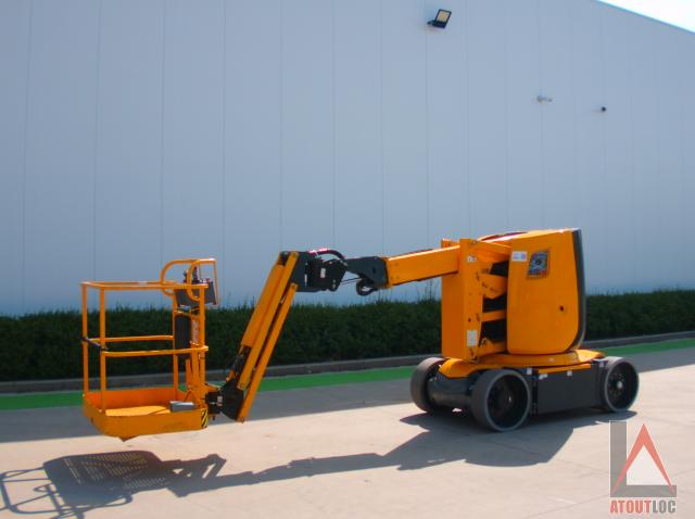 <div>nacelle occasion HAULOTTE HA12CJ+</div>