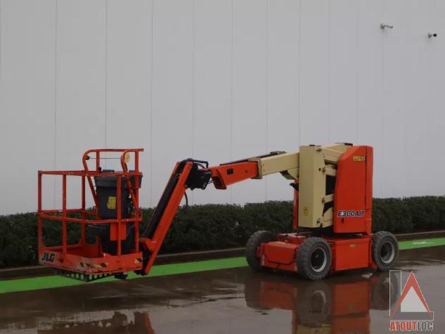 nacelle occasion JLG E300AJP