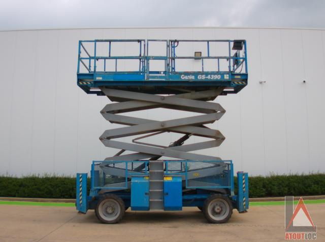 nacelle occasion GENIE GS4390RT