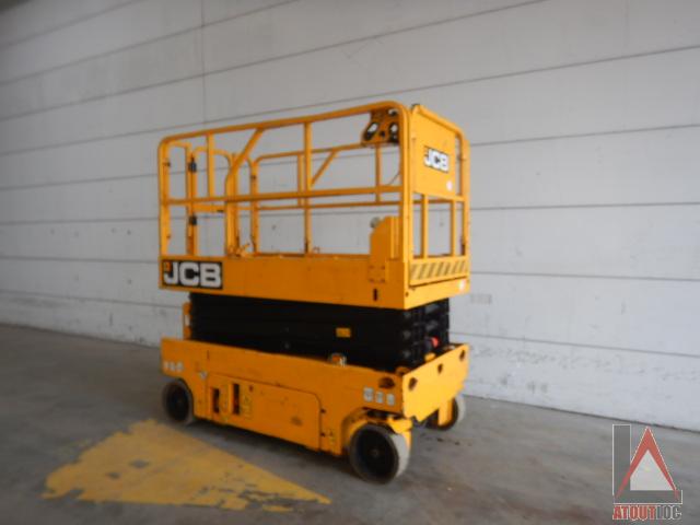 <div>nacelle occasion JCB S2646E - NEW BATTERIES</div>