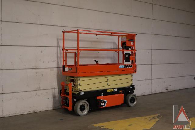 nacelle occasion JLG 2632ES