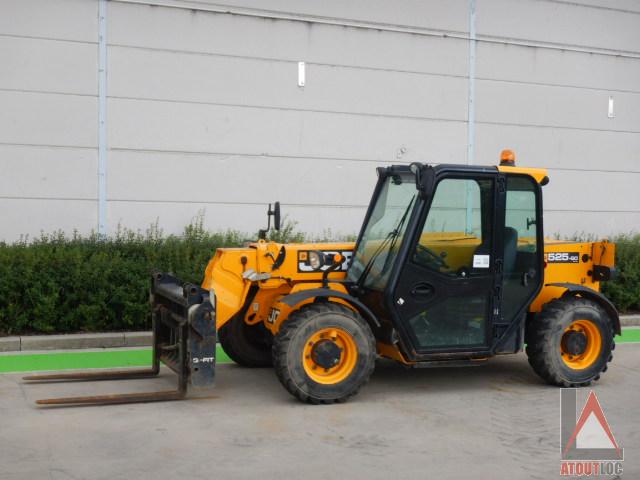 <div>nacelle occasion JCB 525-60 HI-VIZ</div>