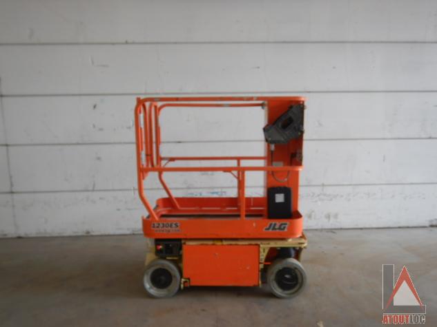 nacelle occasion JLG 1230ES