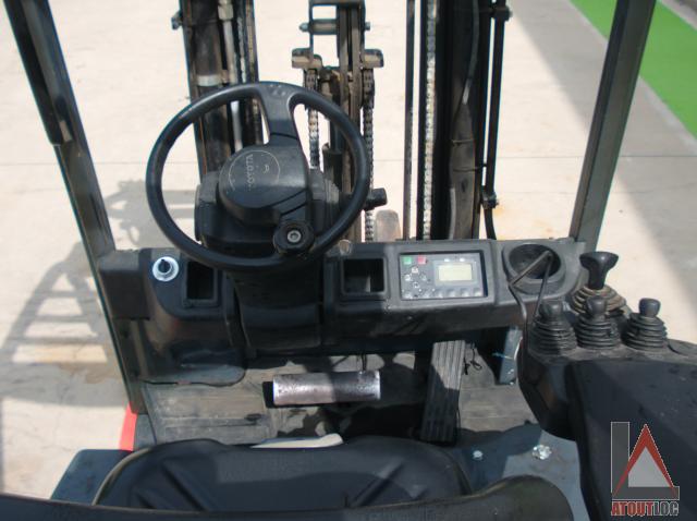 nacelle occasion TOYOTA 8FBEK16T